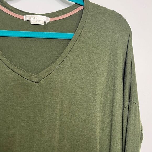 Marlow Long Sleeve High Low Top Green Size Large - Picture 3 of 4